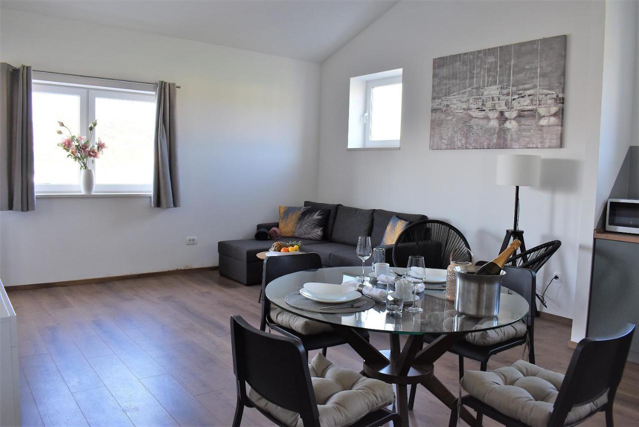 Apartment Aci Marina Rab Banjol Zewnętrze zdjęcie